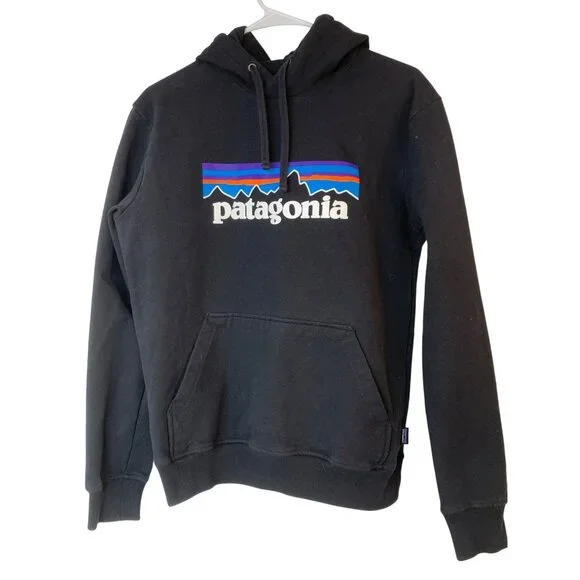 Unisex Patagonia Black Pullover Hoodie P-6 Uprisal Logo Sz S RA10051 EUC fleece - Picture 2 of 8